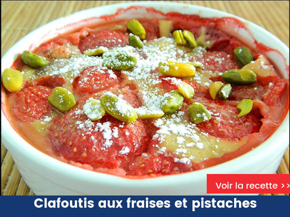 Clafoutis aux fraises et pistaches